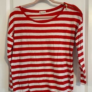 3/4 sleeve burnt orange and white top